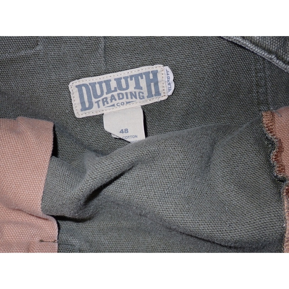 Duluth Trading Co Men's Relaxed Fit Cargo Shorts Olive Green Size 48 - Picture 2 of 3